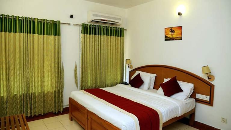 Hotel Ktdc Tamarind, Mannarkkad Alanallur Esterno foto